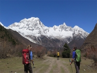 Trek to Manaslu Circuit